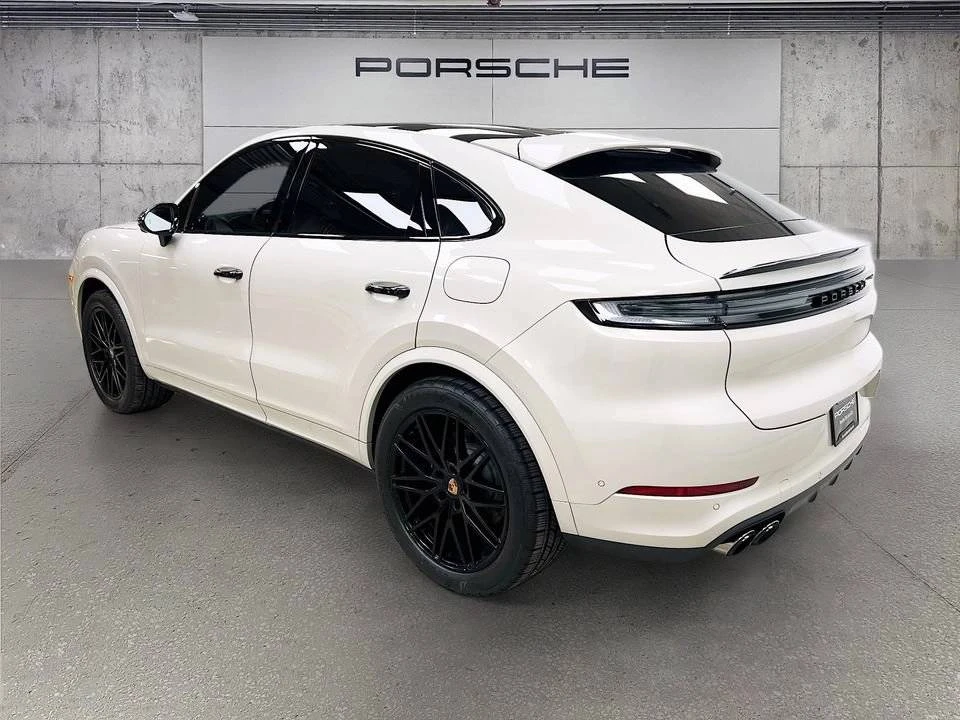 2025 Porsche Cayenne - Image 3 of 5