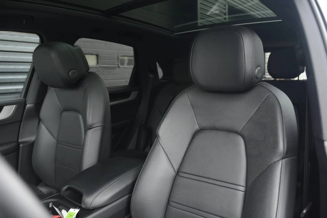 2025 Porsche 9Y0/9Y3 Cayenne - Image 5 of 5