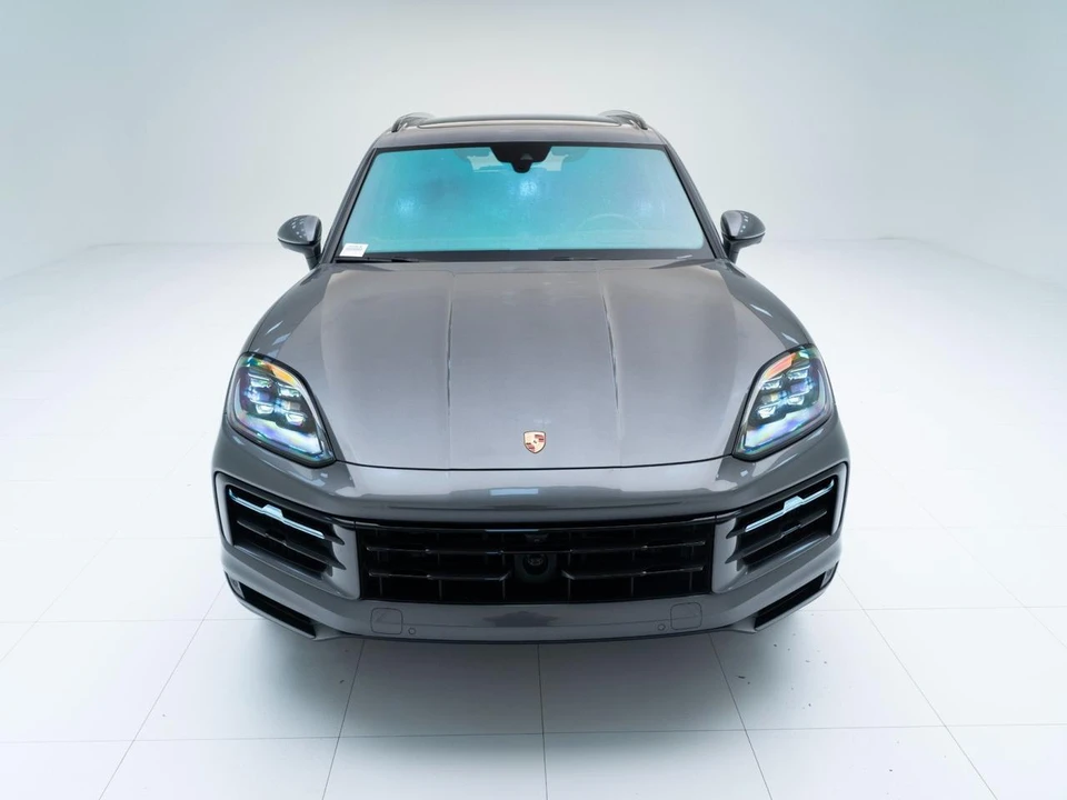 2025 Porsche 9Y0/9Y3 Cayenne - Image 7 of 31