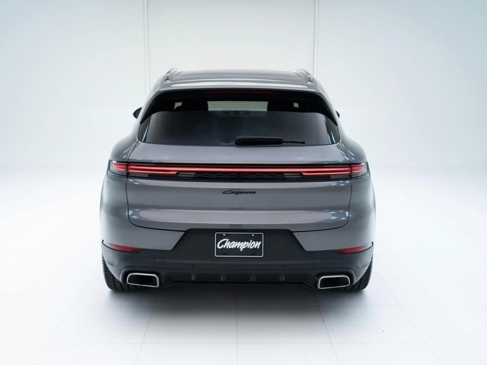 2025 Porsche 9Y0/9Y3 Cayenne - Image 11 of 31