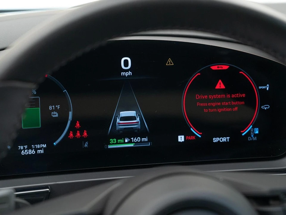 2025 Porsche 9Y0/9Y3 Cayenne - Image 25 of 31