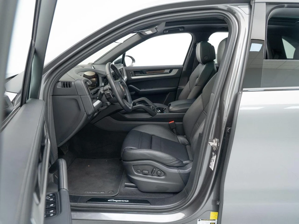 2025 Porsche 9Y0/9Y3 Cayenne - Image 19 of 31