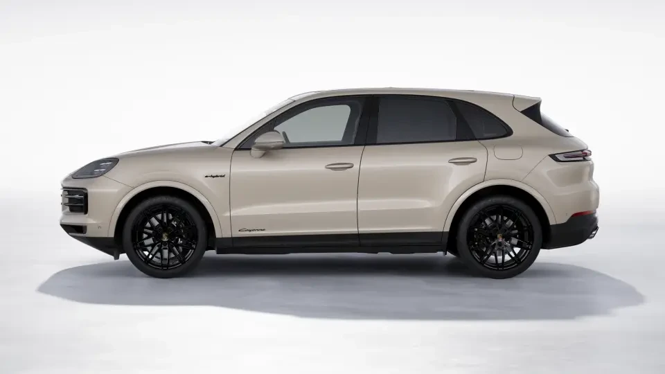 2025 Porsche 9Y0/9Y3 Cayenne - Image 15 of 31