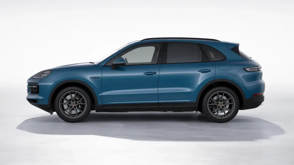 2025 Porsche 9Y0/9Y3 Cayenne - Image 15 of 31