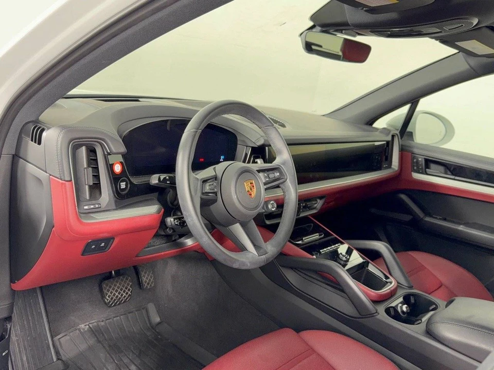 2025 Porsche 9Y0/9Y3 Cayenne - Image 4 of 4