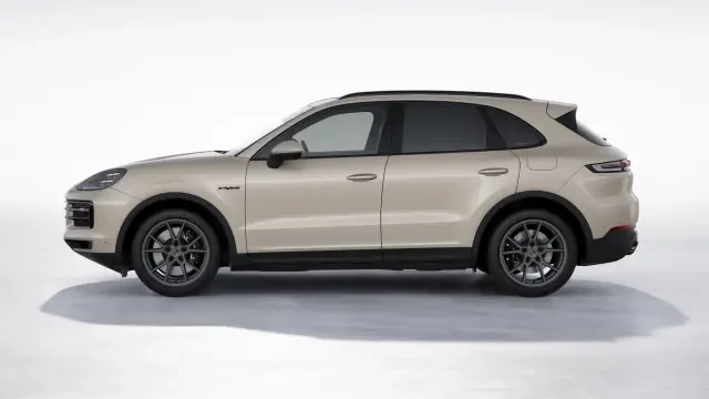 2025 Porsche 9Y0/9Y3 Cayenne - Image 15 of 31