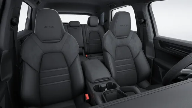 2025 Porsche Cayenne GTS
