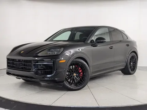 2025 Porsche Cayenne GTS Coupe