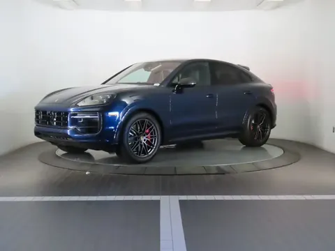 2025 Porsche Cayenne GTS Coupe