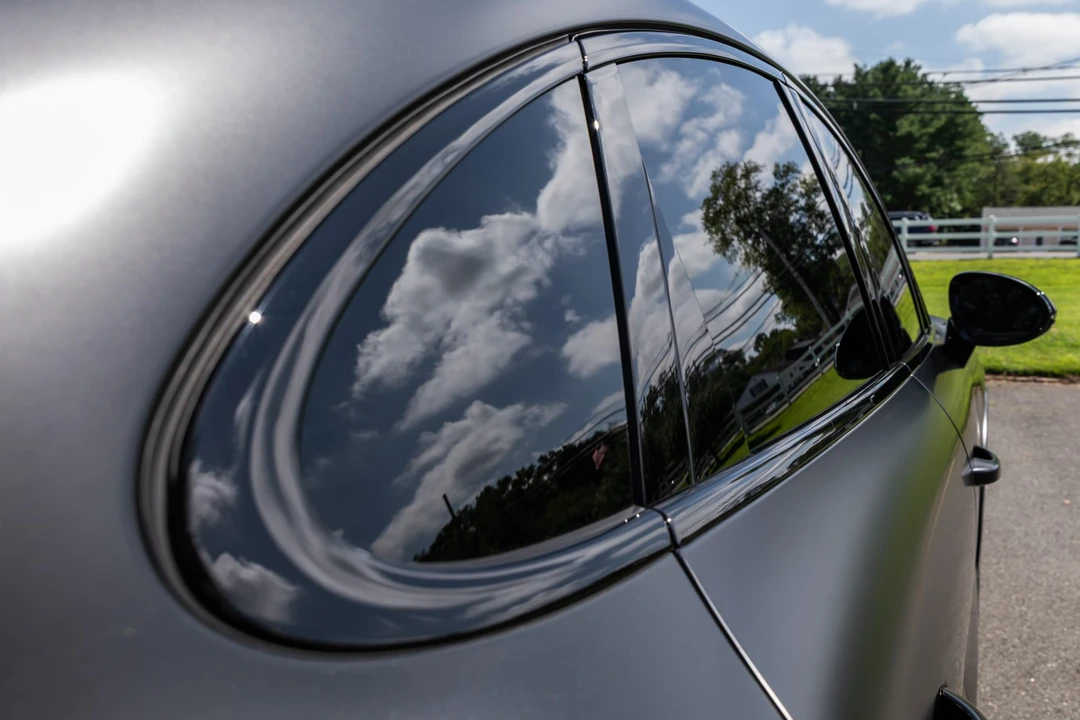 2025 Porsche 9Y0/9Y3 Cayenne GTS - Image 26 of 31