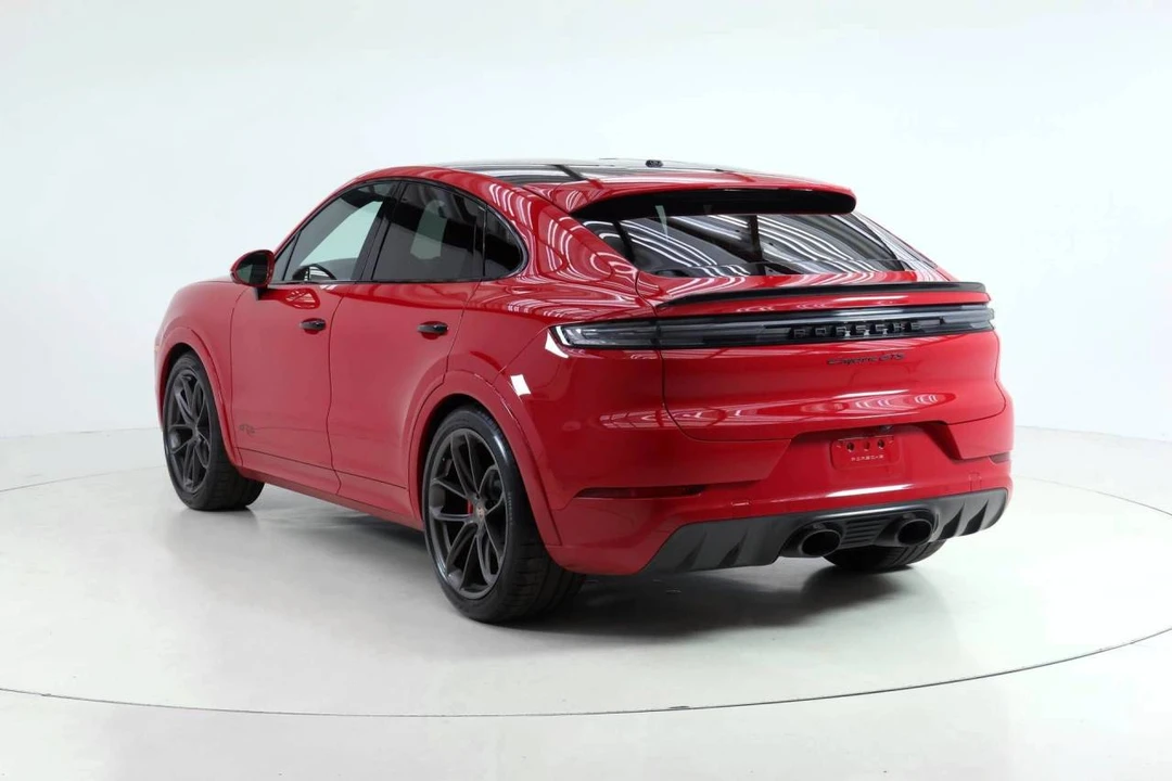2025 Porsche 9Y0/9Y3 Cayenne GTS - Image 3 of 4