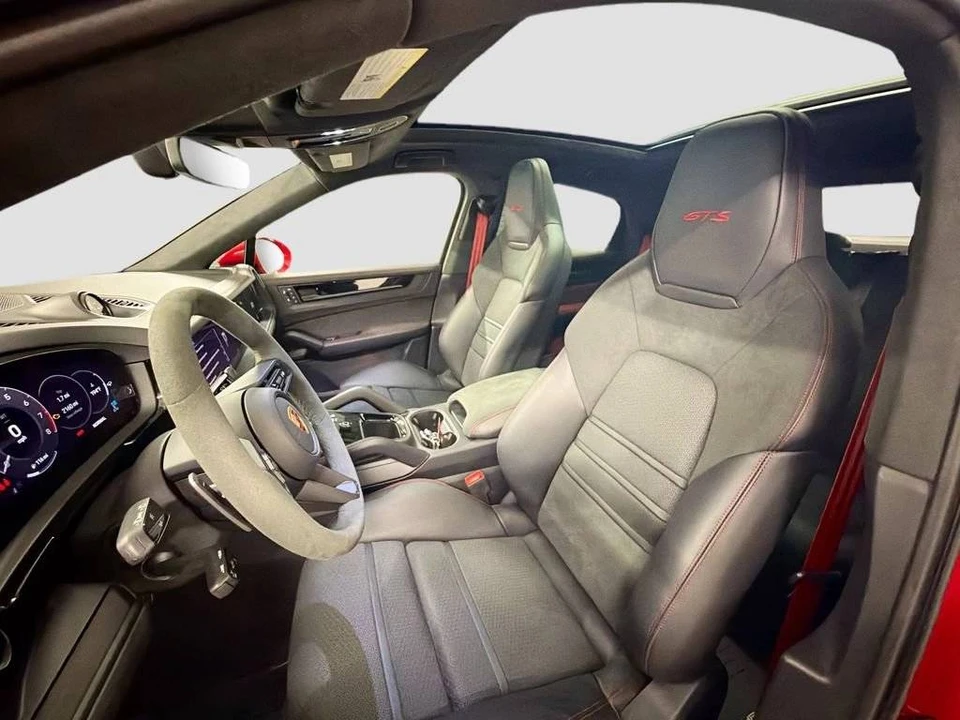 2025 Porsche 9Y0/9Y3 Cayenne GTS - Image 5 of 5