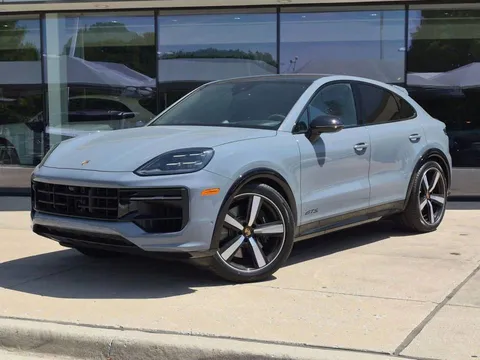 2025 Porsche Cayenne GTS Coupe