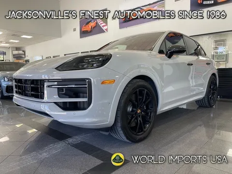 2025 Porsche Cayenne GTS