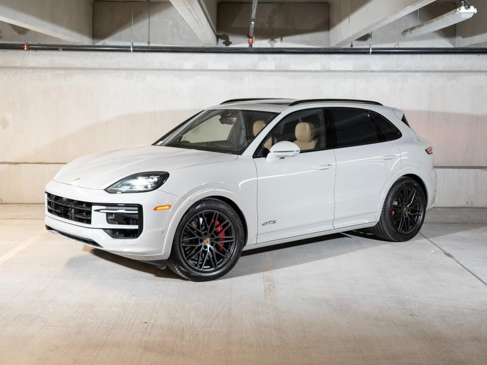 2025 Porsche 9Y0/9Y3 Cayenne GTS - Image 2 of 29