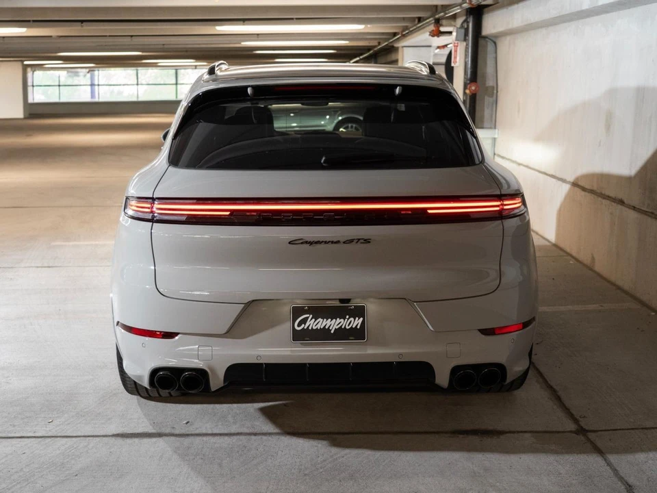2025 Porsche 9Y0/9Y3 Cayenne GTS - Image 11 of 29