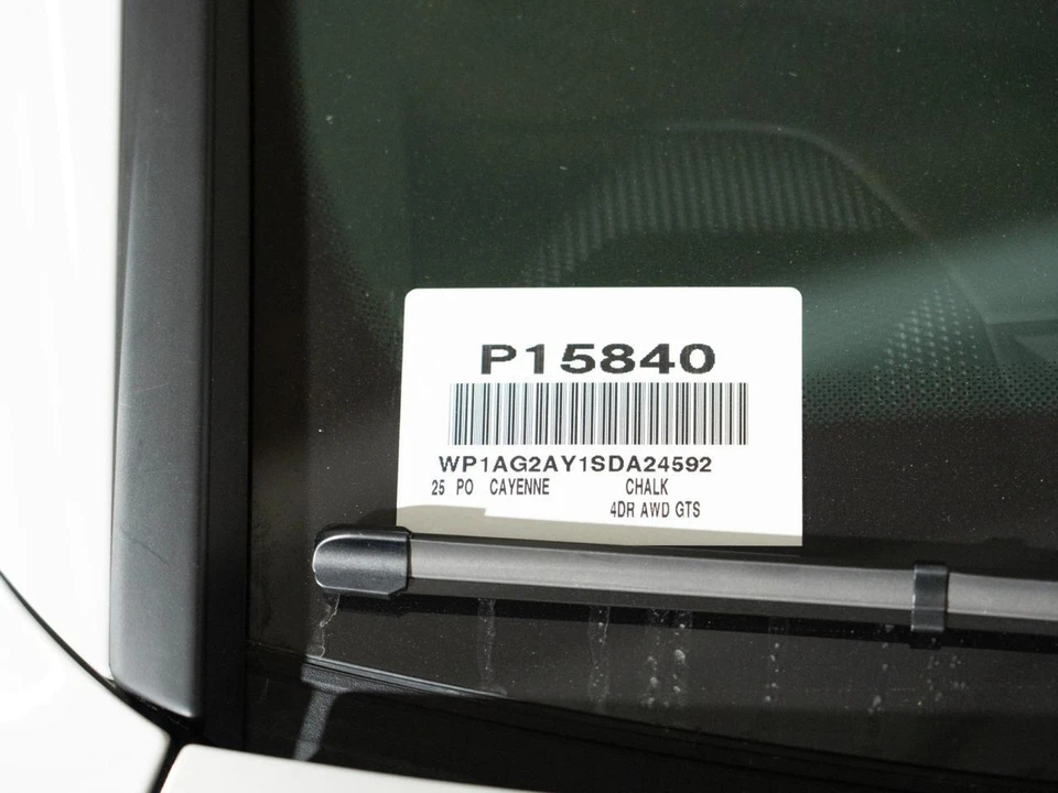 2025 Porsche 9Y0/9Y3 Cayenne GTS - Image 29 of 29