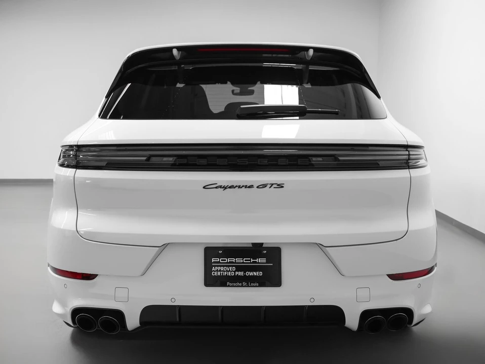2025 Porsche 9Y0/9Y3 Cayenne GTS - Image 11 of 31