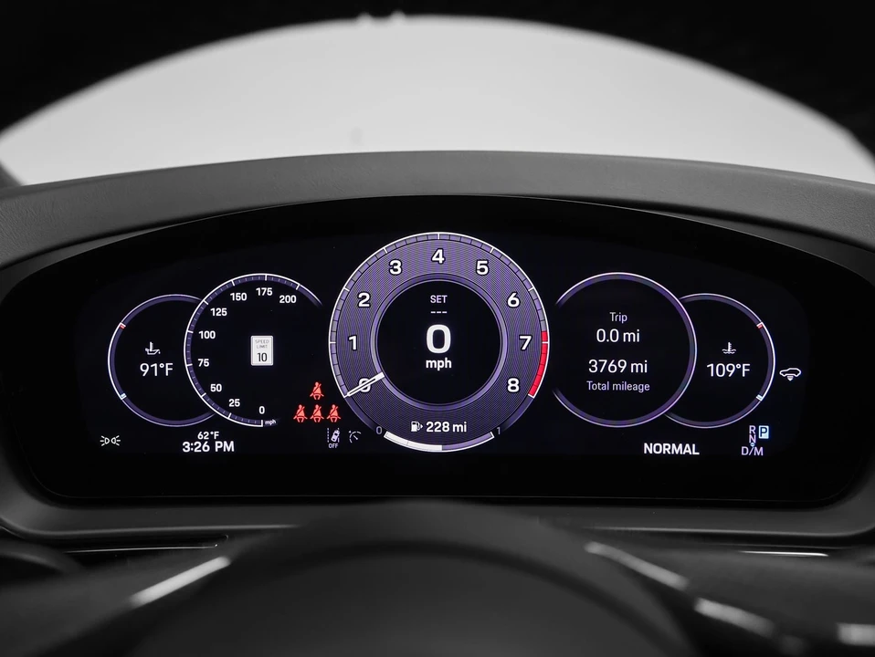 2025 Porsche 9Y0/9Y3 Cayenne GTS - Image 30 of 31