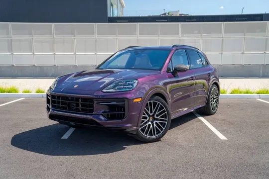 2025 Porsche Cayenne GTS