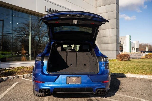 2025 Porsche 9Y0/9Y3 Cayenne GTS - Image 15 of 31