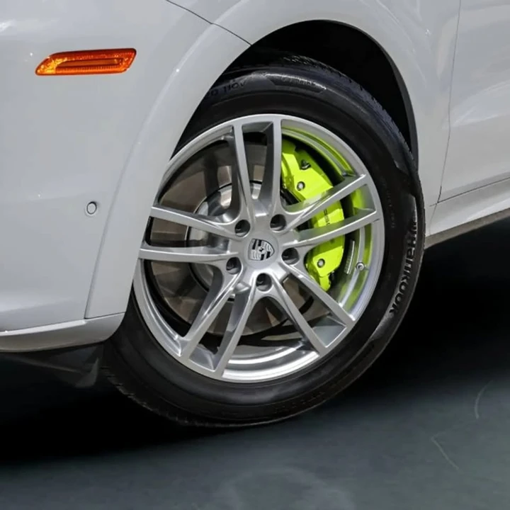 2025 Porsche 9Y0/9Y3 Cayenne - Image 3 of 17