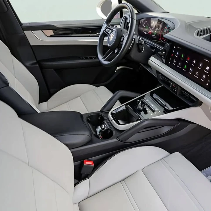2025 Porsche 9Y0/9Y3 Cayenne - Image 6 of 17