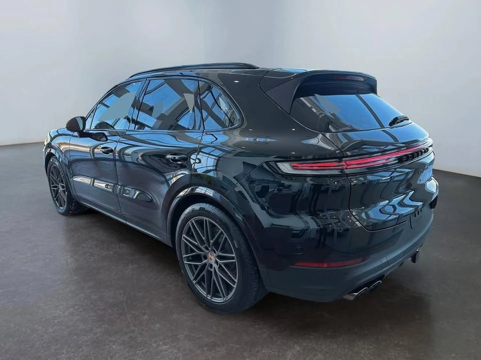 2025 Porsche 9Y0/9Y3 Cayenne - Image 3 of 4