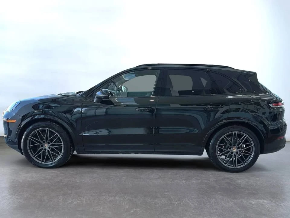 2025 Porsche 9Y0/9Y3 Cayenne - Image 2 of 4