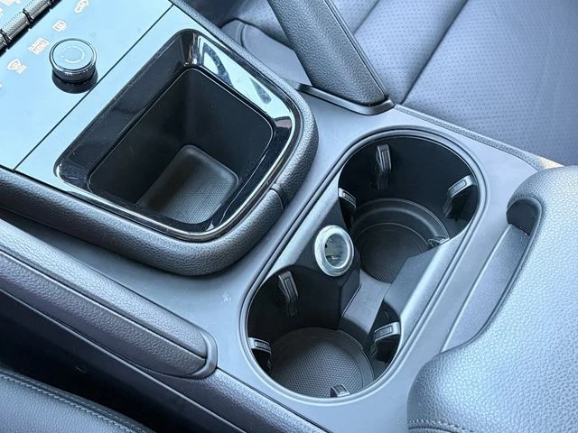 2025 Porsche 9Y0/9Y3 Cayenne - Image 17 of 20
