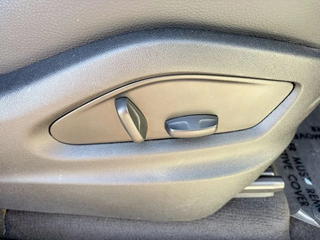2025 Porsche 9Y0/9Y3 Cayenne - Image 19 of 20