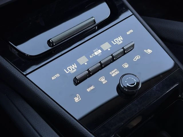 2025 Porsche 9Y0/9Y3 Cayenne - Image 16 of 20