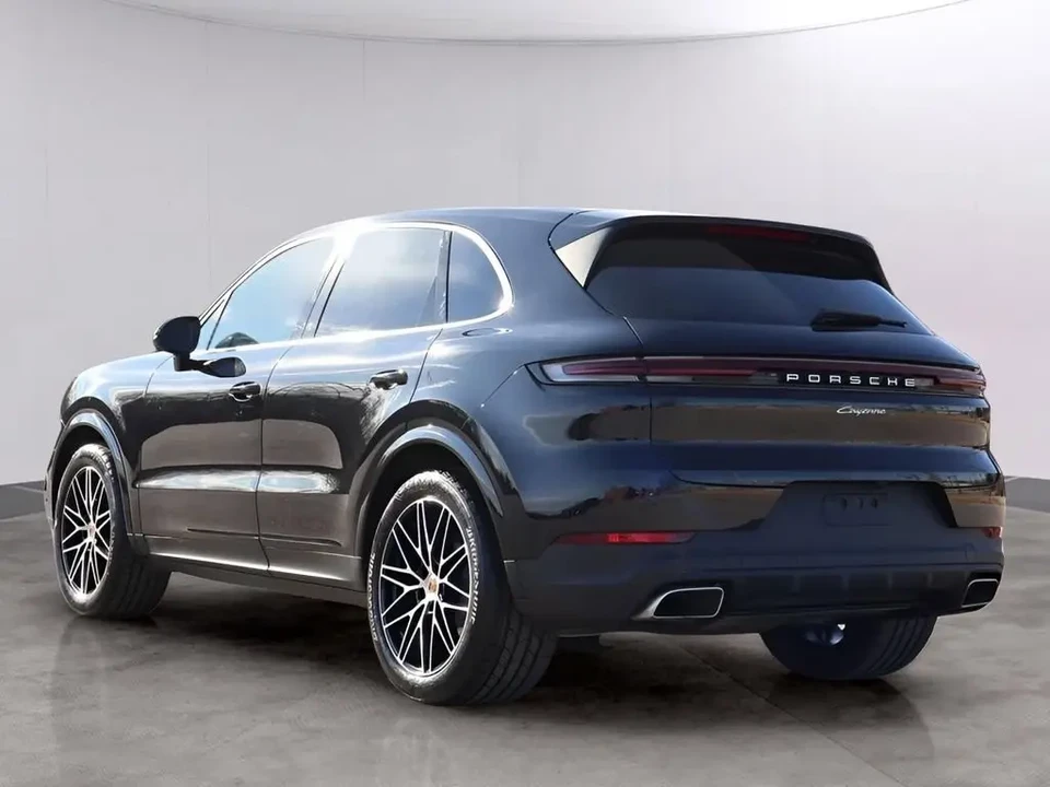 2025 Porsche 9Y0/9Y3 Cayenne - Image 3 of 13