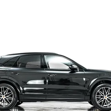 2025 Porsche Cayenne Premium Package Plus