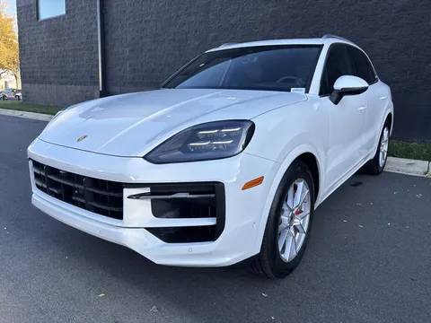 2025 Porsche Cayenne S