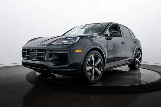 2025 Porsche Cayenne S E-Hybrid