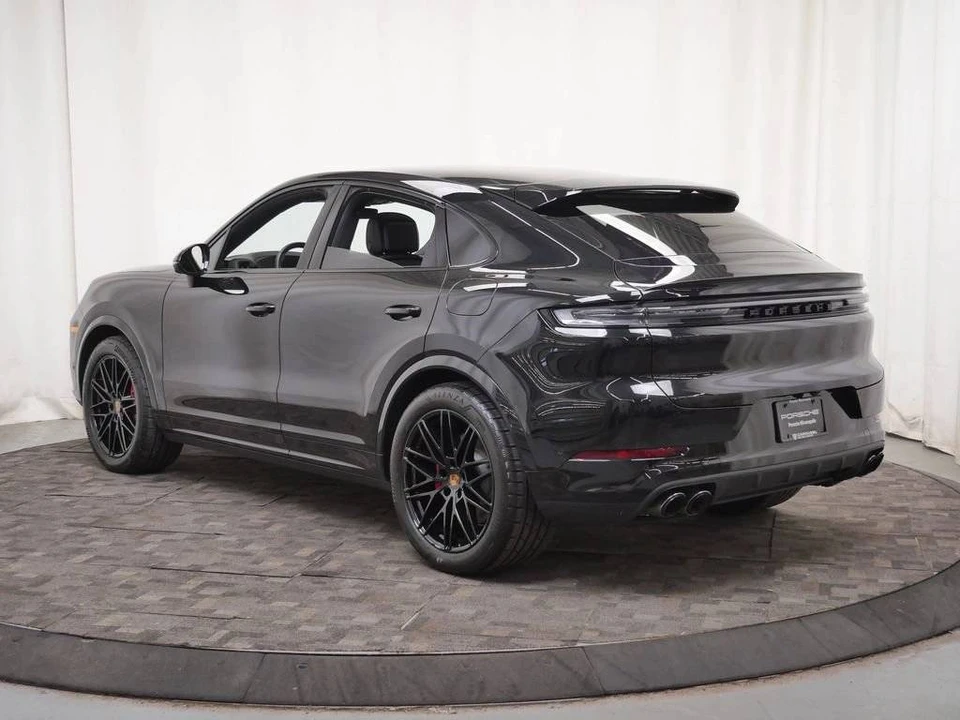 2025 Porsche 9Y0/9Y3 Cayenne Coupe - Image 3 of 5