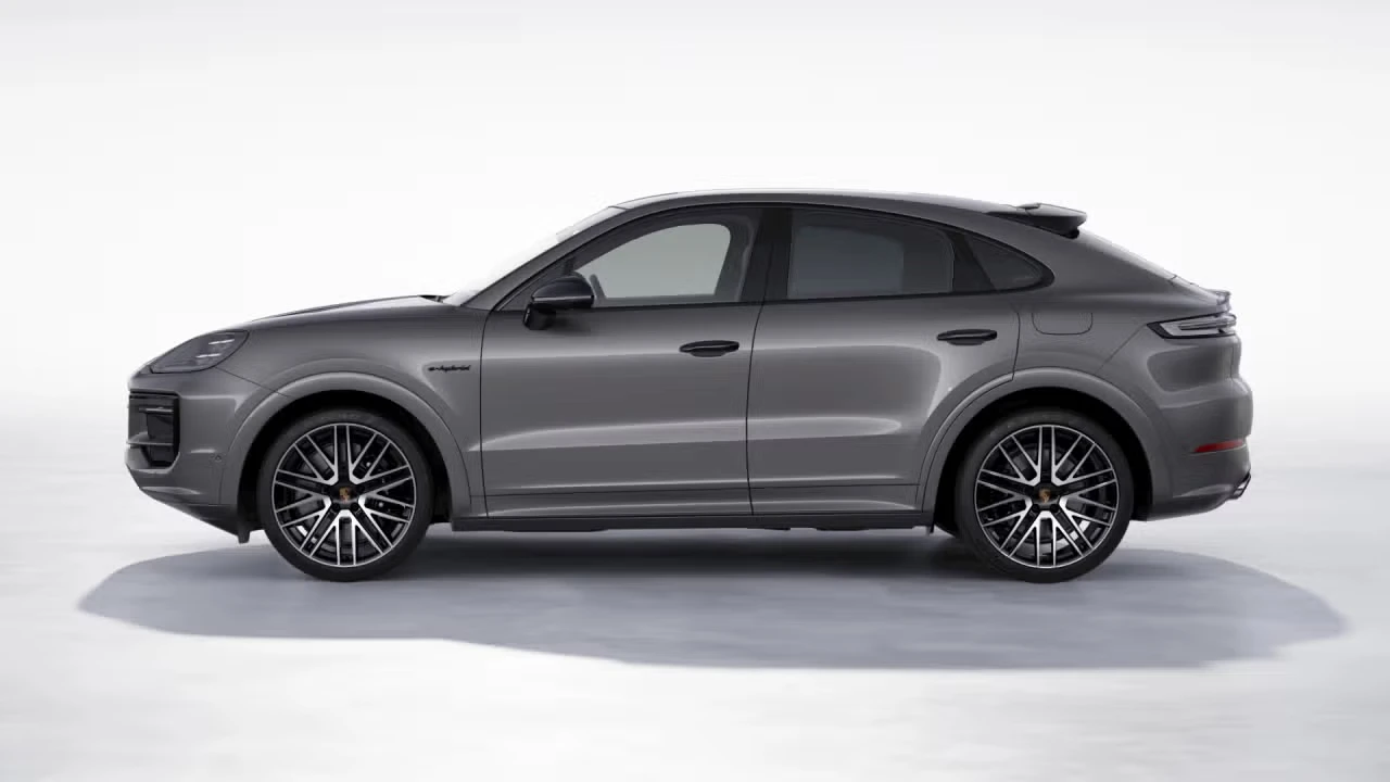 2025 Porsche 9Y0/9Y3 Cayenne S - Image 12 of 31