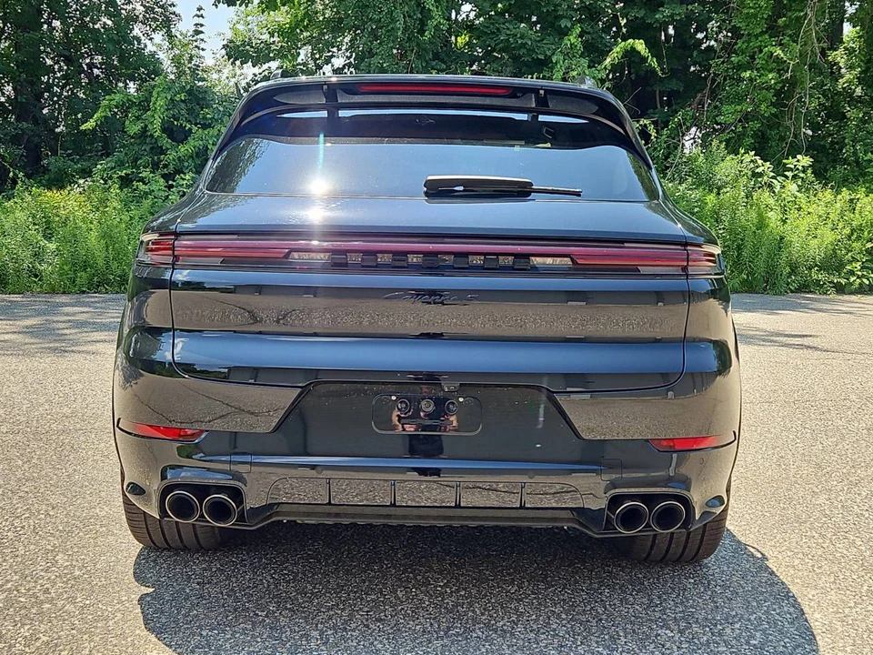 2025 Porsche Cayenne - Image 4 of 5