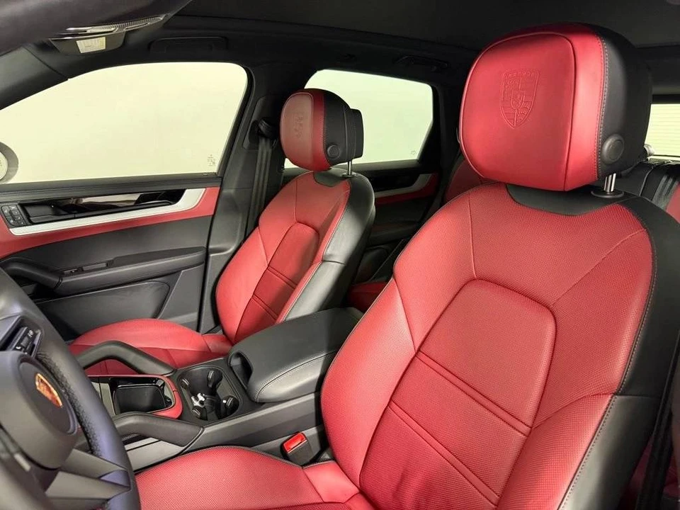 2025 Porsche Cayenne - Image 5 of 5