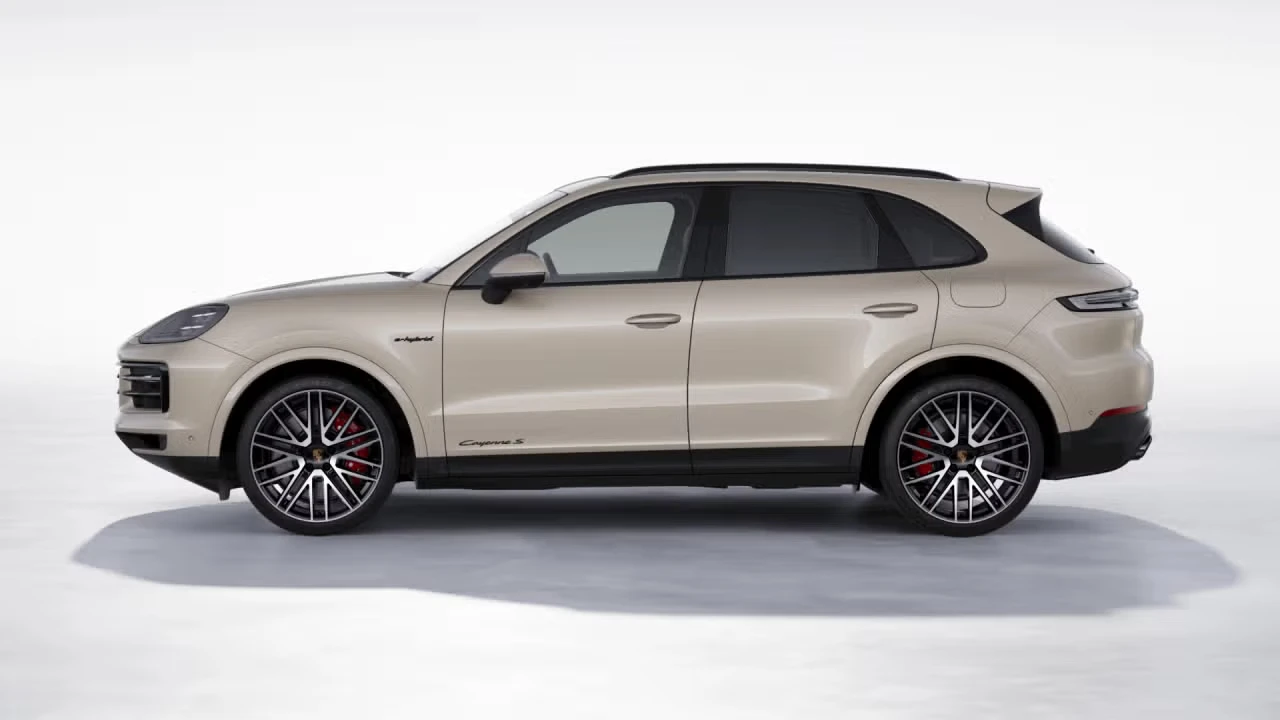 2025 Porsche 9Y0/9Y3 Cayenne S - Image 12 of 31