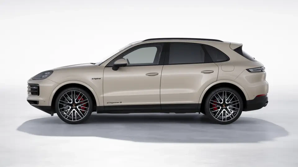 2025 Porsche 9Y0/9Y3 Cayenne S - Image 15 of 31