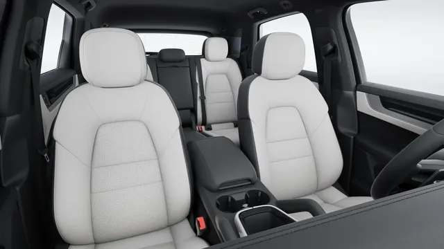 2025 Porsche Cayenne S