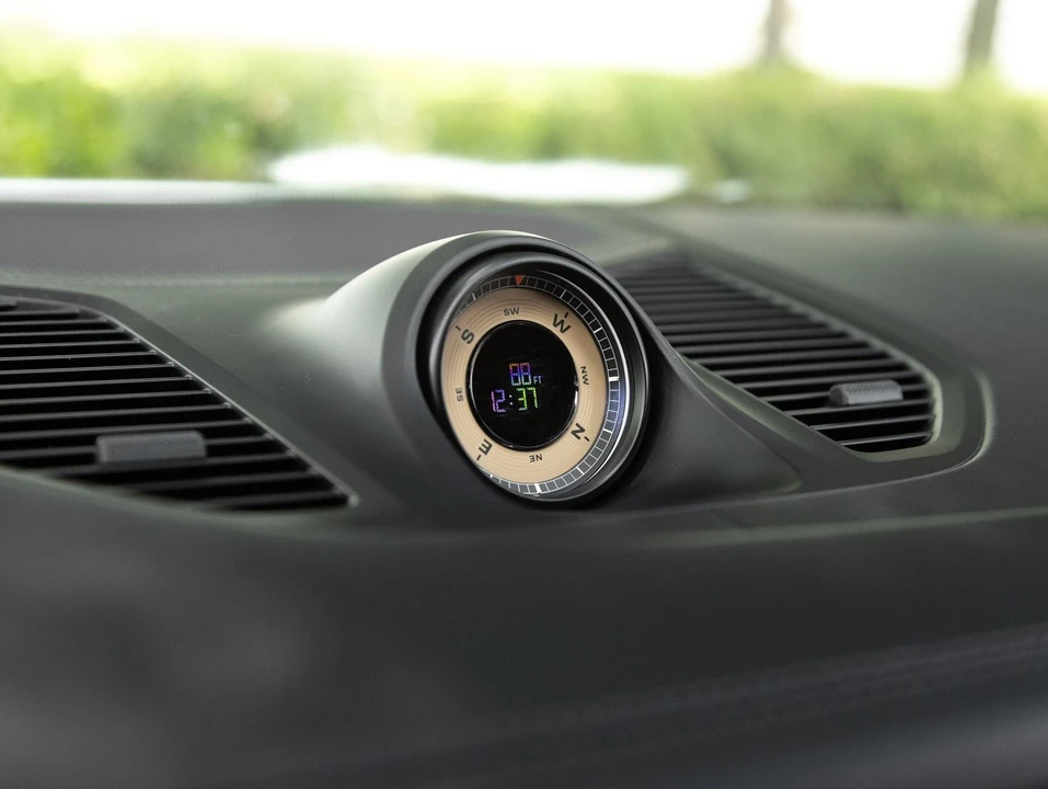 2025 Porsche 9Y0/9Y3 Cayenne S - Image 25 of 31