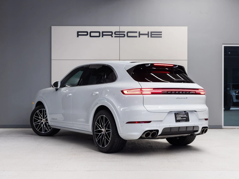 2025 Porsche 9Y0/9Y3 Cayenne S - Image 5 of 31