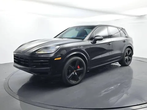 2025 Porsche Cayenne S