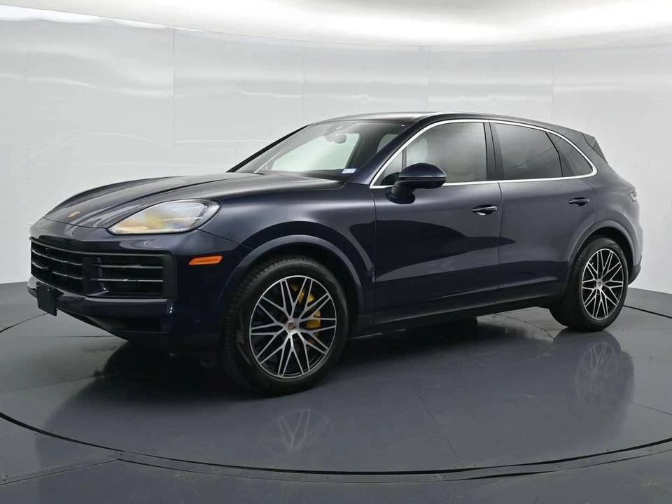 2025 Porsche 9Y0/9Y3 Cayenne S - Image 2 of 4