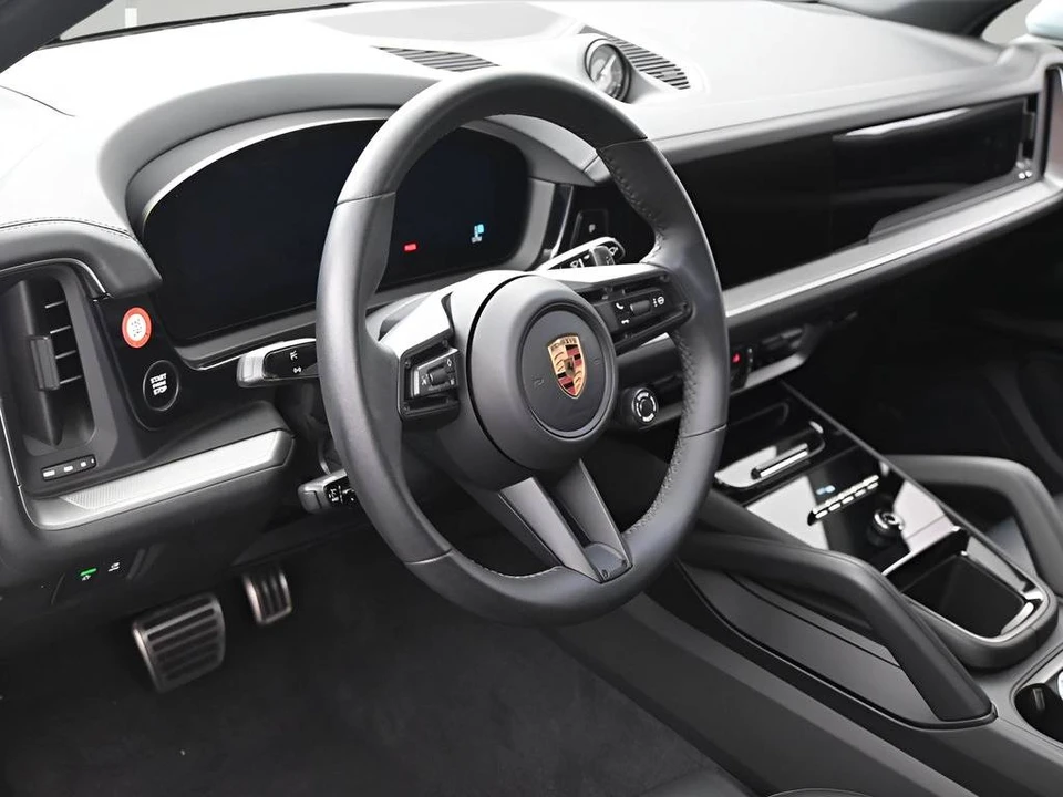 2025 Porsche 9Y0/9Y3 Cayenne S - Image 4 of 4