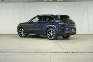 2025 Porsche 9Y0/9Y3 Cayenne S - Image 21 of 31