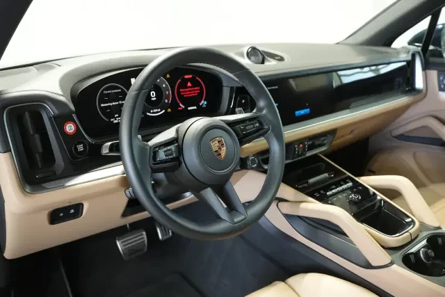 2025 Porsche 9Y0/9Y3 Cayenne S - Image 30 of 31